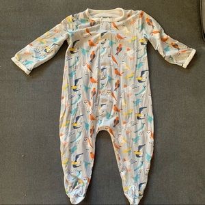 Like New Magnetic Me Onesie Footie Pajamas Parrot Print